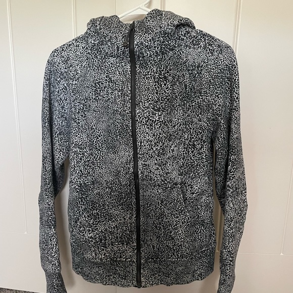 lululemon athletica Jackets & Blazers - lululemon scuba full zip hoodie